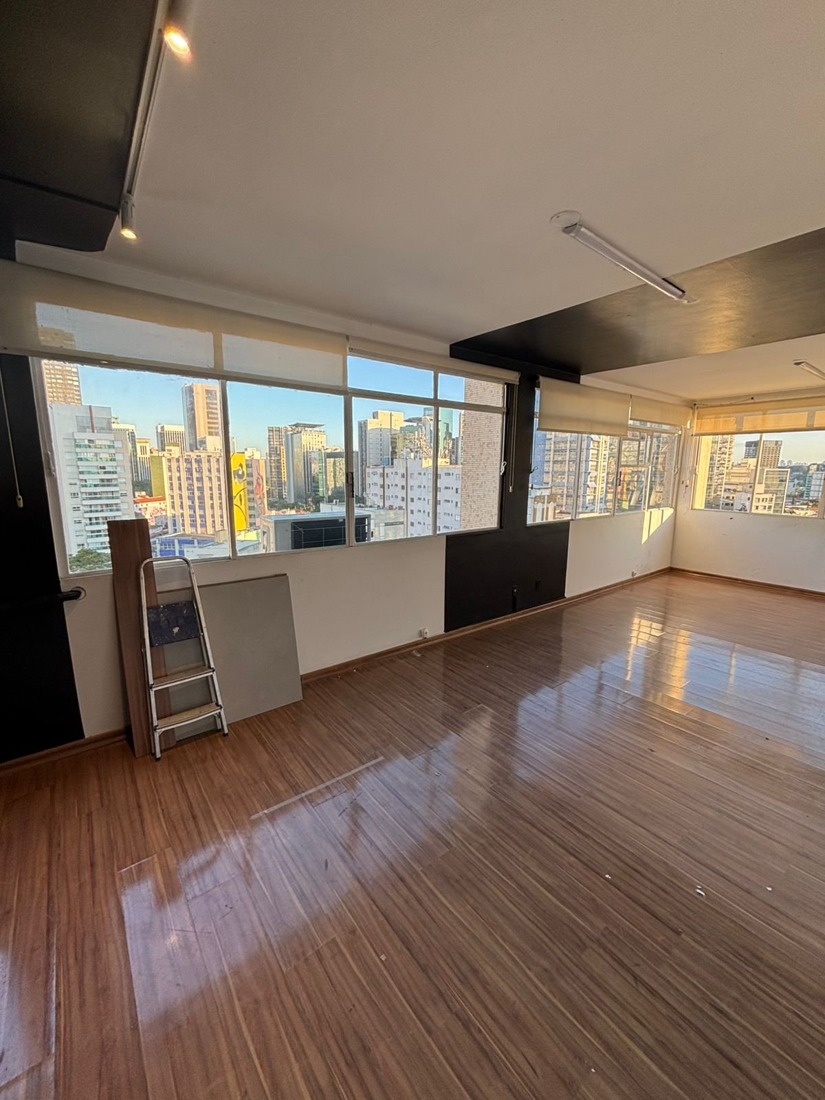 Pinheiros – Cód. 49216