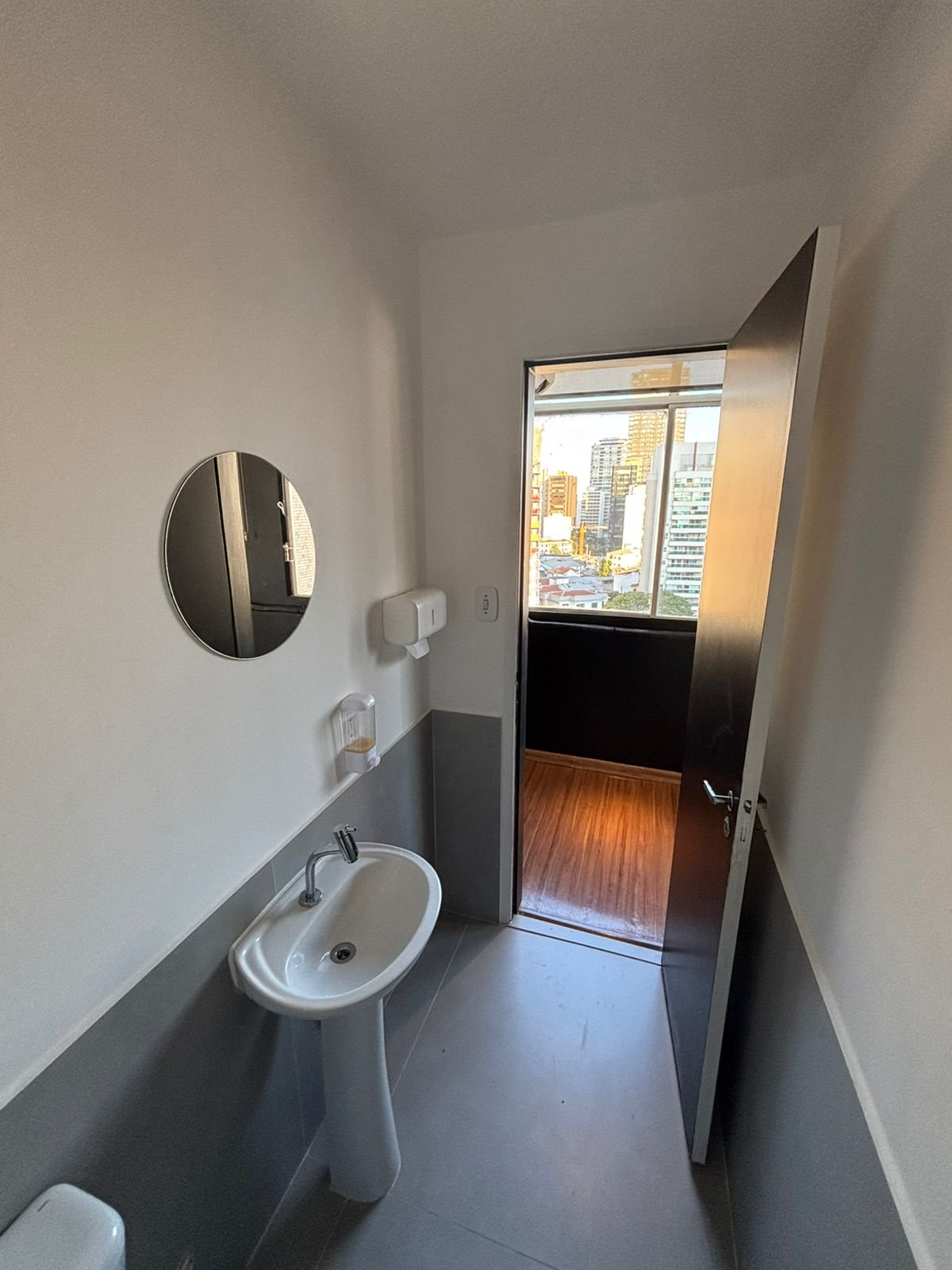 Pinheiros – Cód. 49216