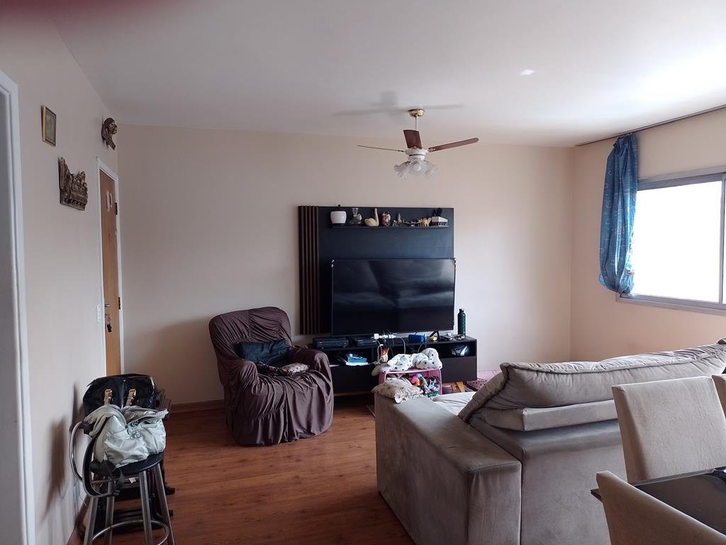 Pinheiros – Cód. 124